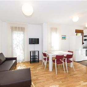 5 Bedroom Beachfront Villa with Pool in Kastel Stafilic near Trogir, Sleeps 10